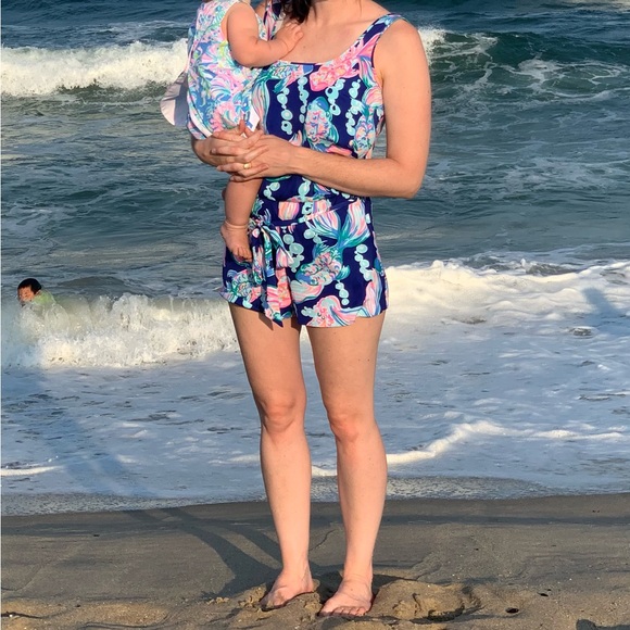 🌟 Like new Lilly Pulitzer romper 🌟 - Picture 5 of 5